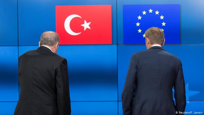 Γερμανικά ΜΜΕ: Τουρκία-Δύση, μία δύσκολη σχέση - Media