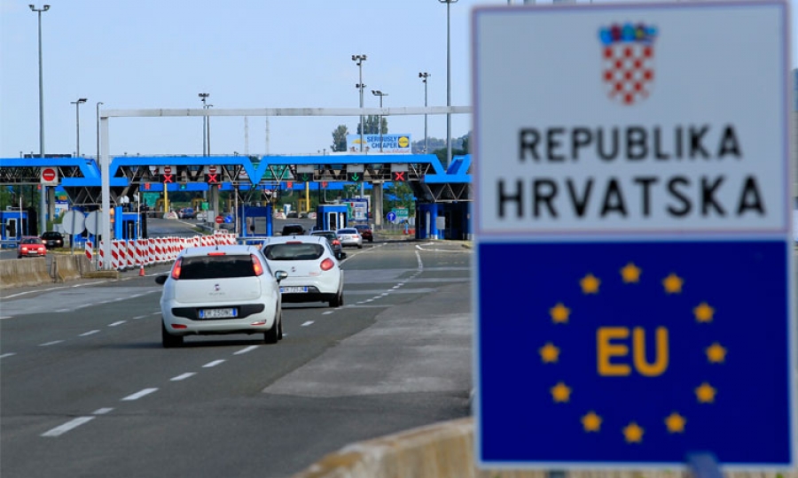 «Πράσινο φως» από την Κομισιόν για ένταξη της Κροατίας στη ζώνη Σένγκεν - Media