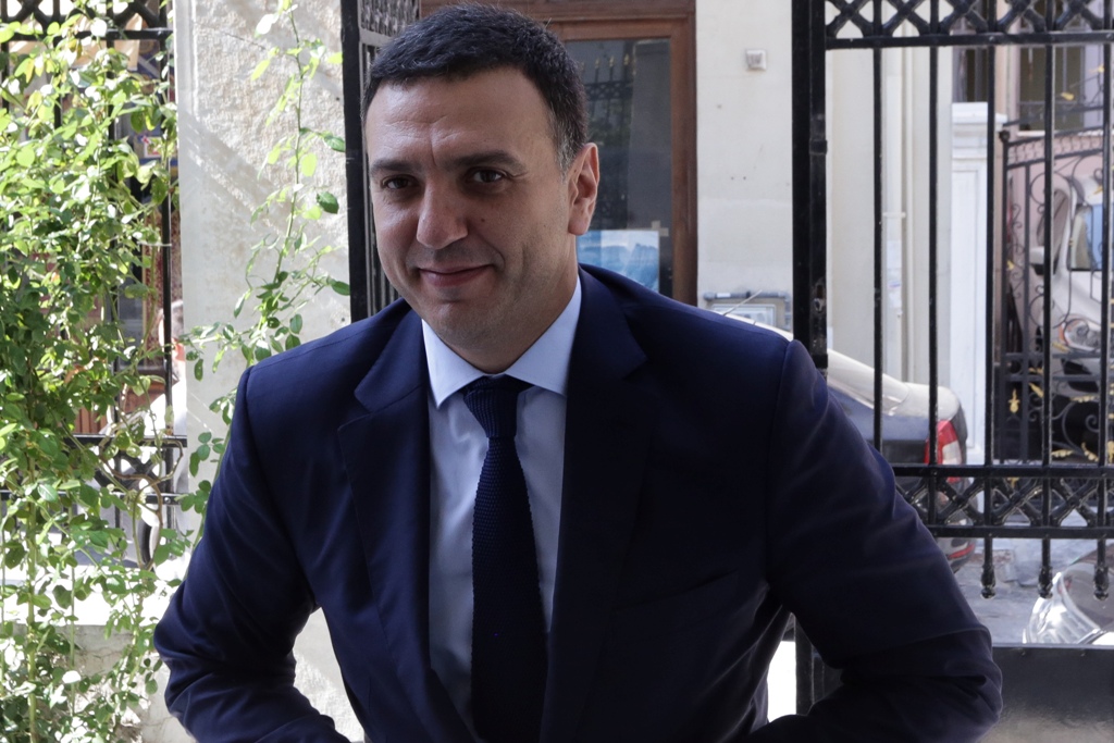 Αντιπολίτευση: Ζητάμε συνάντηση με τον Κικίλια - Εξηγήσεις για την παρέμβαση στο ΚΕΘΕΑ - Media