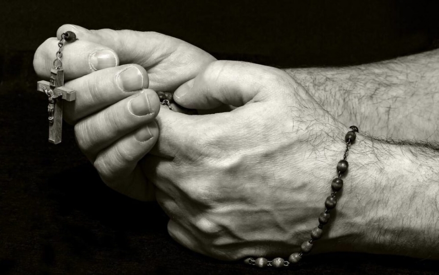 Έρχεται το «έξυπνο» κομποσκοίνι - Θα… σου θυμίζει με δόνηση να προσεύχεσαι (Photos) - Media