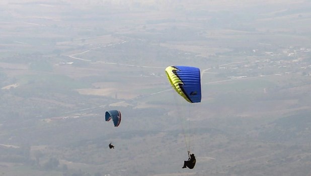 Παγκόσμια συνάντηση αθλητών Παραπέντε στον Όλυμπο - Γέμισε αιωροπτεριστές ο ουρανός  (Photos) - Media