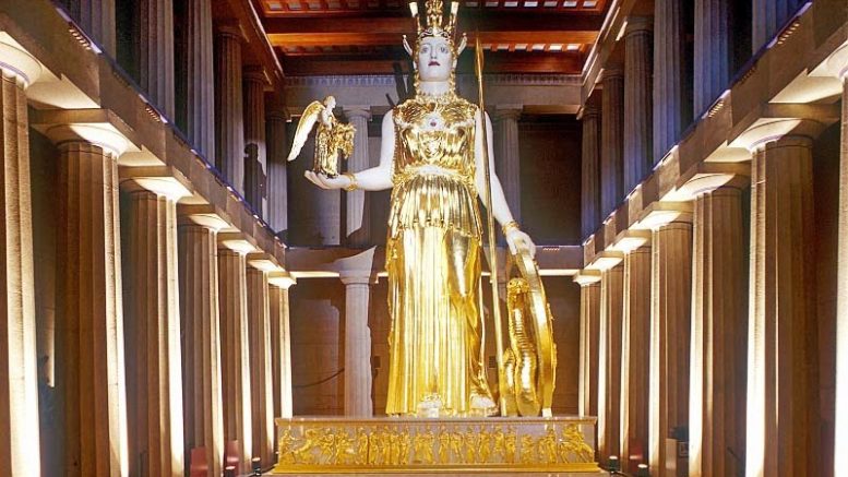 Το χαμένο άγαλμα της Αθηνάς στο Μουσείο Ακρόπολης την 28η Οκτωβρίου - Media