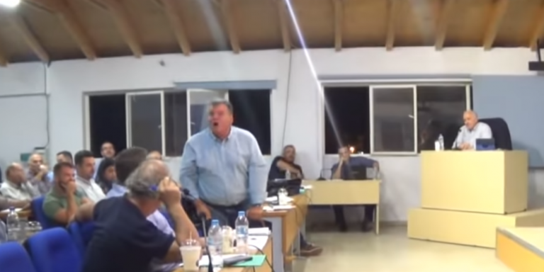 Μεσολόγγι : Πρωτοφανείς ύβρεις στο δημοτικό συμβούλιο - «Τι λες μωρέ μπανιέρα» (Video) - Media