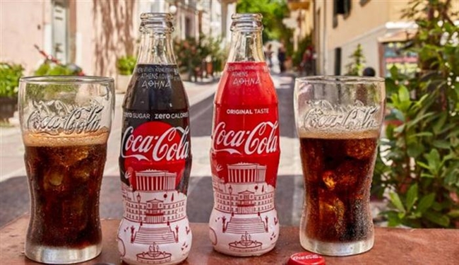 Τι λέει το υπ. Πολιτισμού για τη χρήση εθνικών συμβόλων από την Coca Cola - Media