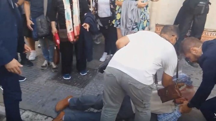 Το απρόοπτο στην Αριστοτέλους που «χάλασε» τη βόλτα του πρωθυπουργού (Video) - Media