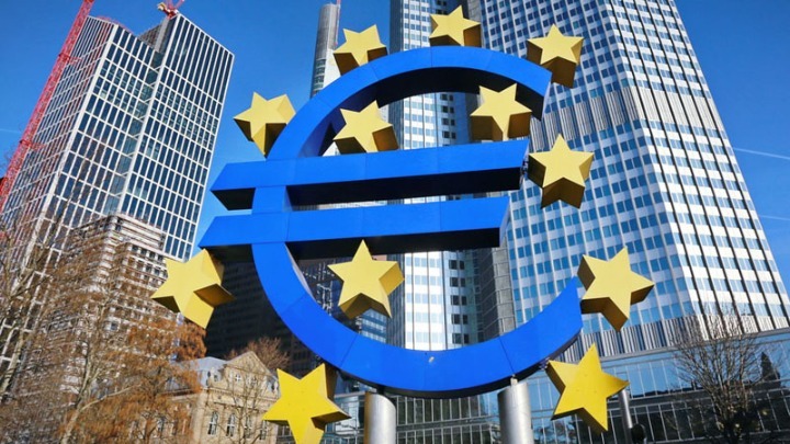 Συμφωνία στο Eurogroup για τον προϋπολογισμό της ευρωζώνης - Media