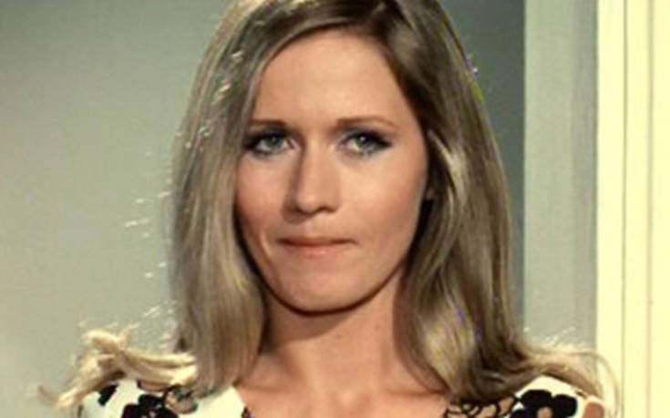 Έρρικα Μπρόγερ: Τα αρνητικά σχόλια για την επιστροφή της στο θέατρο - Media