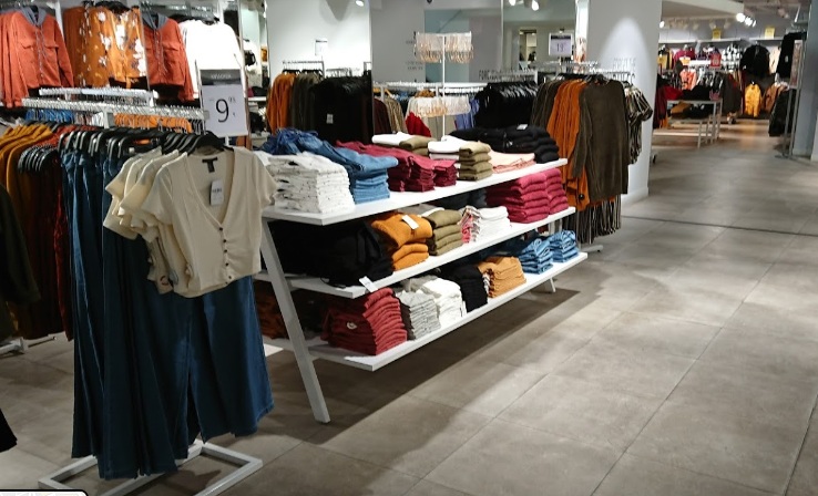 Σενάρια φυγής από την Ελλάδα για γνωστή διεθνή αλυσίδα ένδυσης  - Media