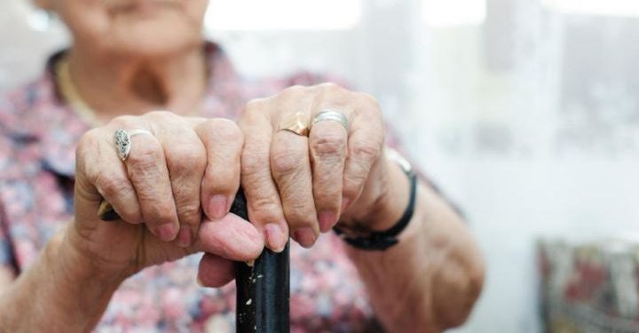 Ηράκλειο: 80χρονη εγκατέλειψε τον σύζυγό της για να κάνει μια καινούργια αρχή στη ζωή της  - Media