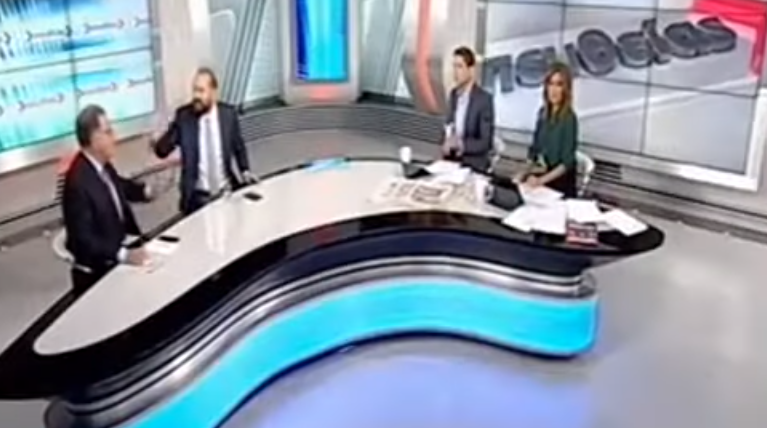 «Αρπάχτηκαν» on-air Παναγιωτόπουλος - Τζανακόπουλος και… «πάμε γρήγορα σε διαφημίσεις» (Video) - Media