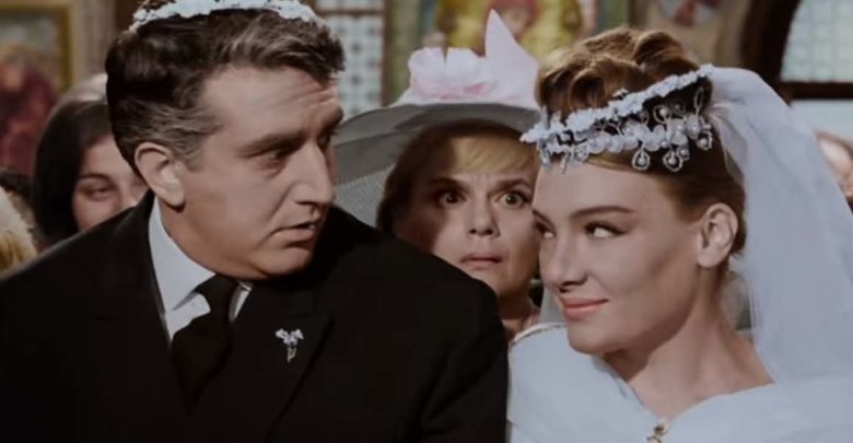 Σούσουρο στη Λάρισα από την αντίδραση νύφης την ώρα που ο ιερέας ψέλνει το «η δε γυνή να φοβήται τον άνδρα» (Video)  - Media