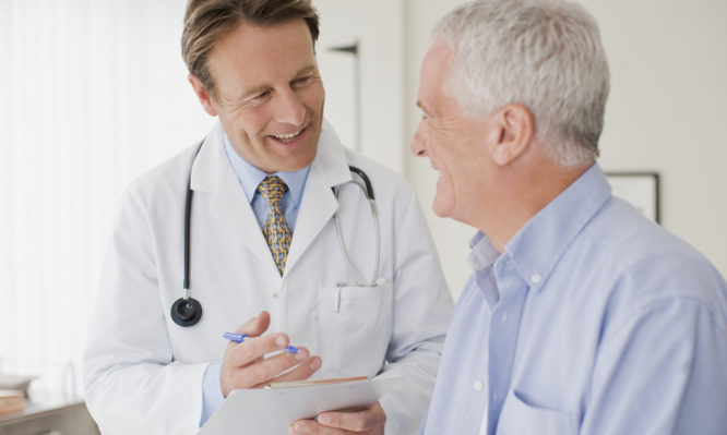Τι εξετάσεις υγείας πρέπει να κάνουν απαραίτητα οι άντρες άνω των 40 - Media