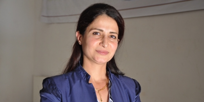 Η στιγμή που Τούρκοι μισθοφόροι εκτέλεσαν και αποκεφάλισαν τη γενική γραμματέα κουρδικού κόμματος (Video) - Media