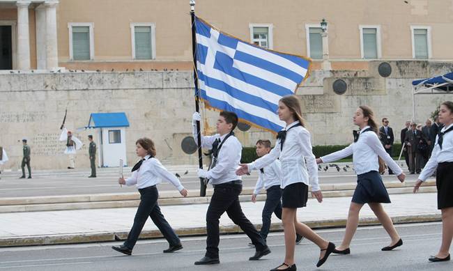 Κορωνοϊός: Ακυρώνονται οι μαθητικές και στρατιωτικές παρελάσεις της 25ης Μαρτίου - Media