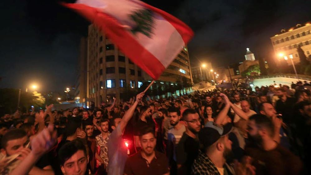 Λίβανος: Δύο νεκροί σε διαδηλώσεις για τέλος κλήσης μέσω WhatsApp (Video) - Media