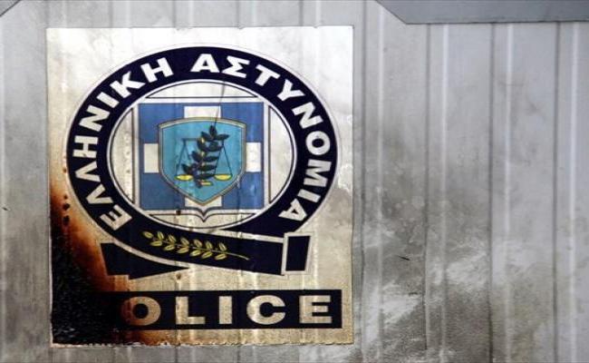 «Έσκασε» το καλοριφέρ σε περιπολικό - Κάηκε το πόδι αστυνομικού - Media