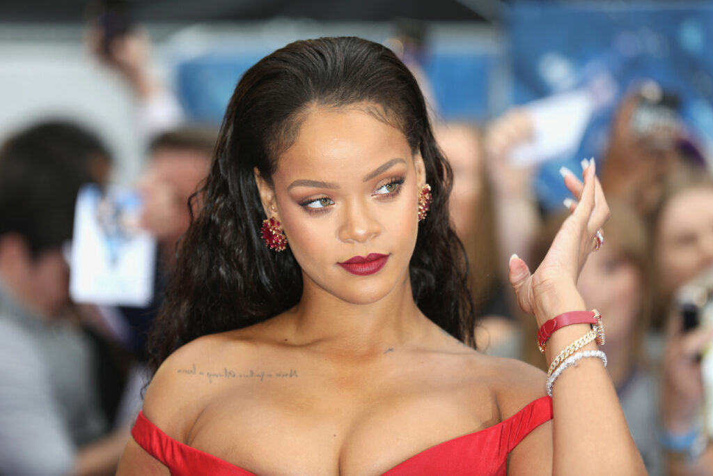 Έξαλλη η Rihanna με τον Τραμπ: Είναι «ο πλέον ψυχικά ασθενής άνθρωπος στις ΗΠΑ» - Media