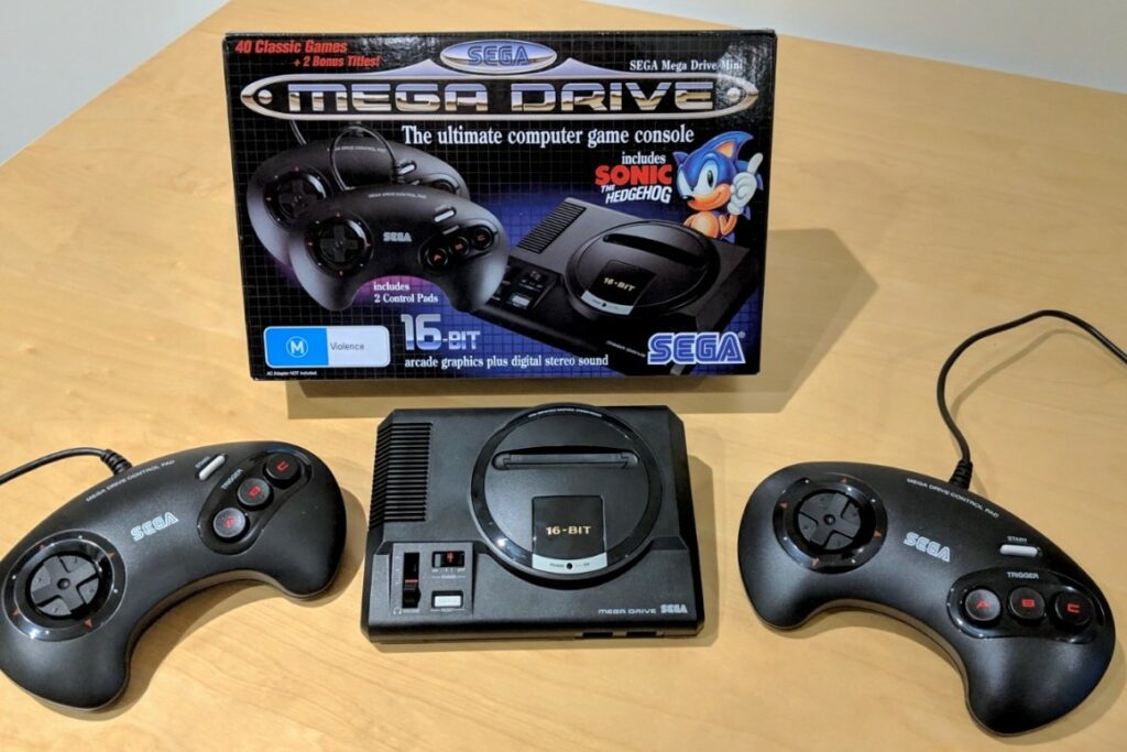 SEGA Mega Drive: Η εμβληματική κονσόλα επιστρέφει με 2 χειριστήρια και HD Widescreen γραφικά - Media