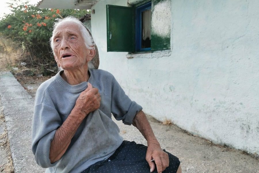 Έφυγε από τη ζωή η τελευταία - και μοναδική - κάτοικος του Ένθρονου Λέσβου (Photos/Video) - Media