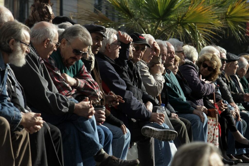 Οι νέες κλίμακες εισφορών για εφάπαξ και επικουρικές - Media