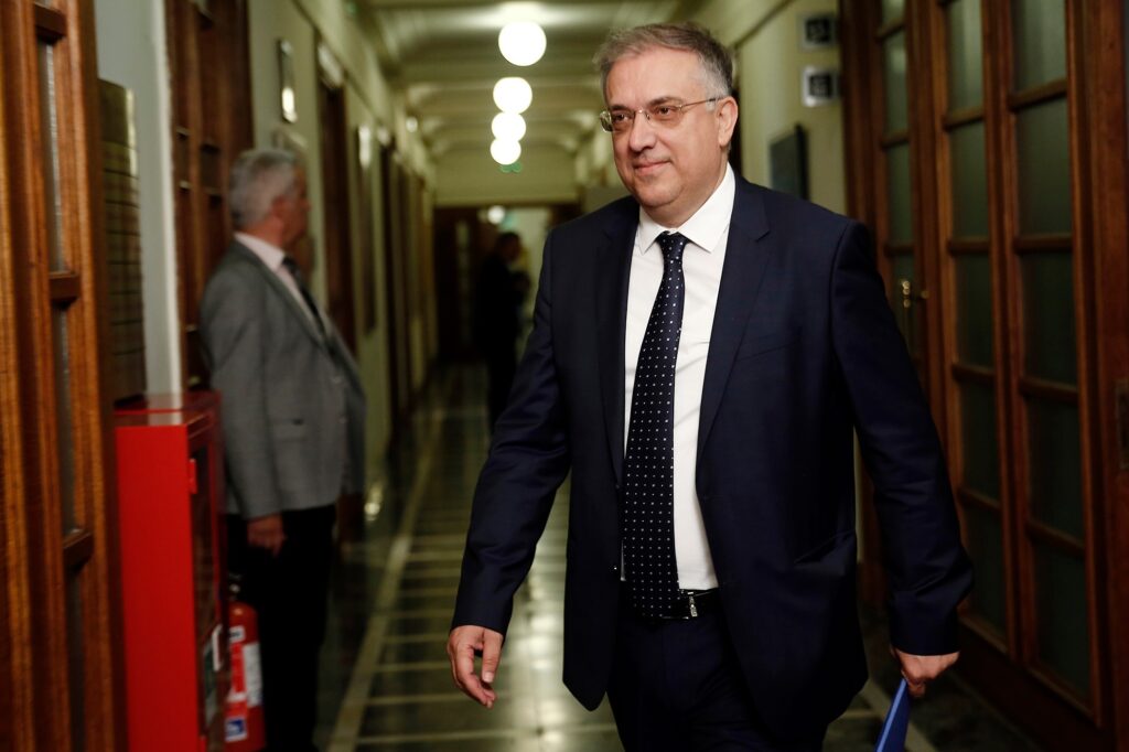 Θεοδωρικάκος: Υπάρχει η βάση να ψηφίσουμε και οι 300 το ν/σ για την ψήφο των αποδήμων - Media