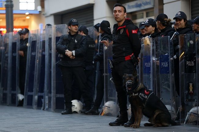 Διώκουν τους Κούρδους και εντός Τουρκίας: Συνελήφθησαν δήμαρχοι τεσσάρων κουρδικών πόλεων για «τρομοκρατία» - Media