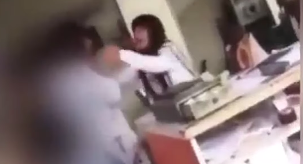 Τουρκία: Συγκλονίζει η δίκη του 43χρονου που δολοφόνησε τη σύζυγό του μπροστά στα μάτια της 10χρονης κόρης τους - Media