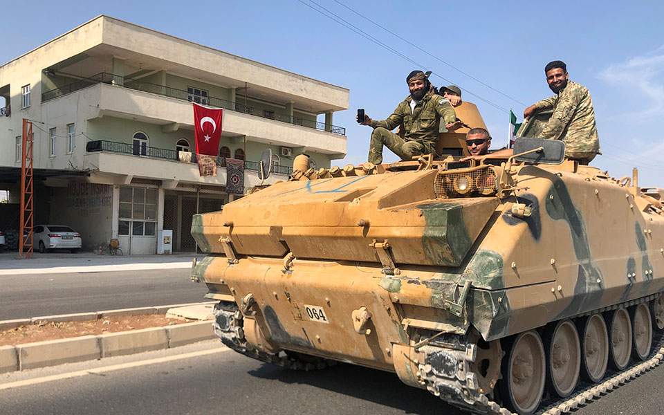 Τσαβούσοβλου: Θα «εξοντωθούν» οι Κούρδοι μαχητές που θα παραμείνουν στη ζώνη ασφαλείας στη Συρία - Media