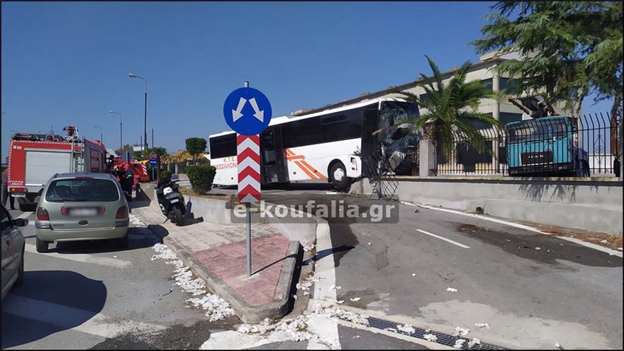 Τροχαίο με λεωφορείο των ΚΤΕΛ στη Θεσσαλονίκη – Πολλοί τραυματίες με κατάγματα (Video) - Media