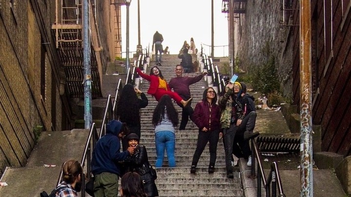 Αξιοθέατο οι σκάλες στο Μπρονξ χάρη στον Τζόκερ - Media