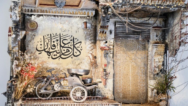 Διάλογος για τη Συρία μέσα από τις αρχιτεκτονικές μινιατούρες του Μοάμαντ Χαφέζ - Media