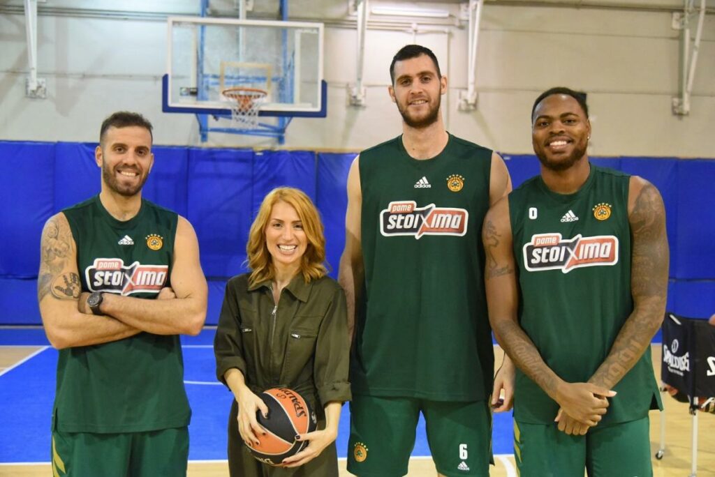 Oικογένεια Μπέκαμ: Οι διακοπές στην πολυτελή έπαυλη των 20 εκατ. (Photo) - Media