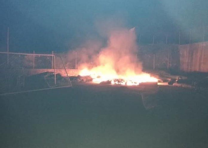 Φωτιά κατέστρεψε τον χλοοτάπητα σε γήπεδο της Κέρκυρας - Media