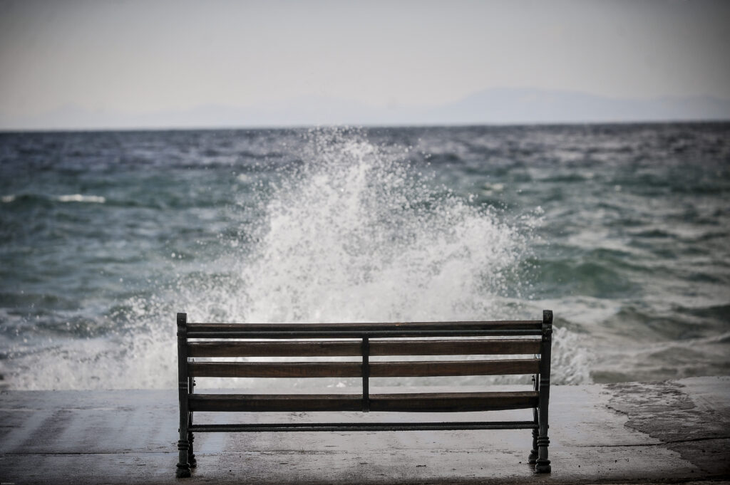 Kαιρός: Επελαύνει το νέο ψυχρό μέτωπο - Πού αναμένονται ισχυρές καταιγίδες και θυελλώδεις άνεμοι - Media