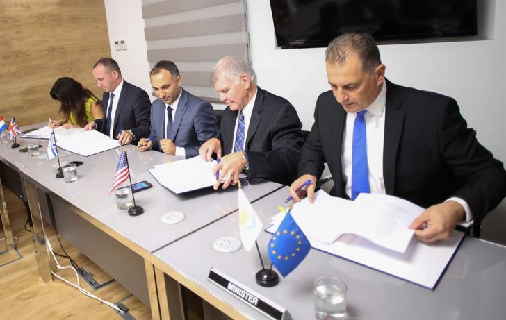 Κύπρος: Έπεσαν οι υπογραφές για το κοίτασμα «Αφροδίτη» - Πεντακόσια εκατ. τον χρόνο για την εκμετάλλευσή του - Media