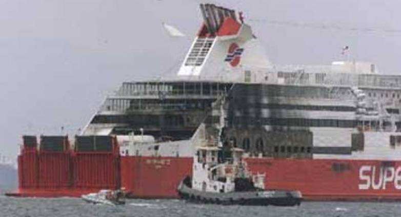 Είκοσι χρόνια πριν όταν «πάγωσε» η Πάτρα: Φωτιά στο «Superfast ΙΙΙ» - Κάηκαν 14 άνθρωποι! - Media