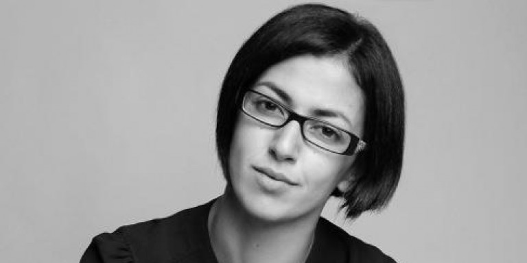 Ειρήνη Αγαπηδάκη: Η Εθνική Συντονίστρια για το σχέδιο για τα προσφυγόπουλα  - Media