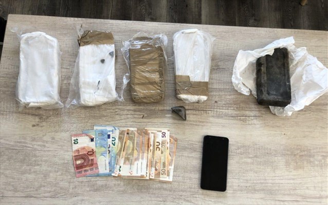 Ναρκωτικά και κινητά βρέθηκαν στις φυλακές Χανίων - Media