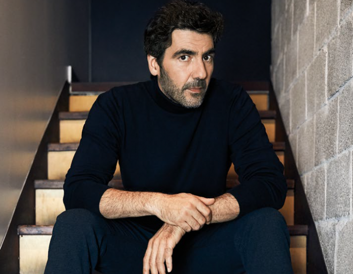 Αντώνης Καρυστίνος: Γιατί αποφάσισε να εγκαταλείψει την Ελλάδα για τη Βρετανία - Media