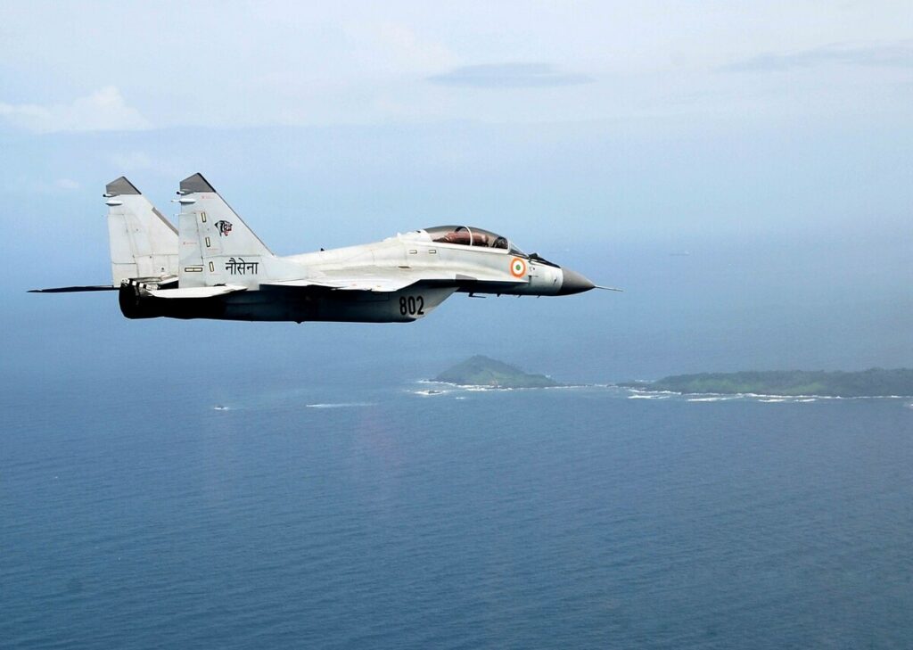 Σοκ στην Ινδία: Κατέπεσε μαχητικό MiG-29K στην Γκόα (Photos) - Media