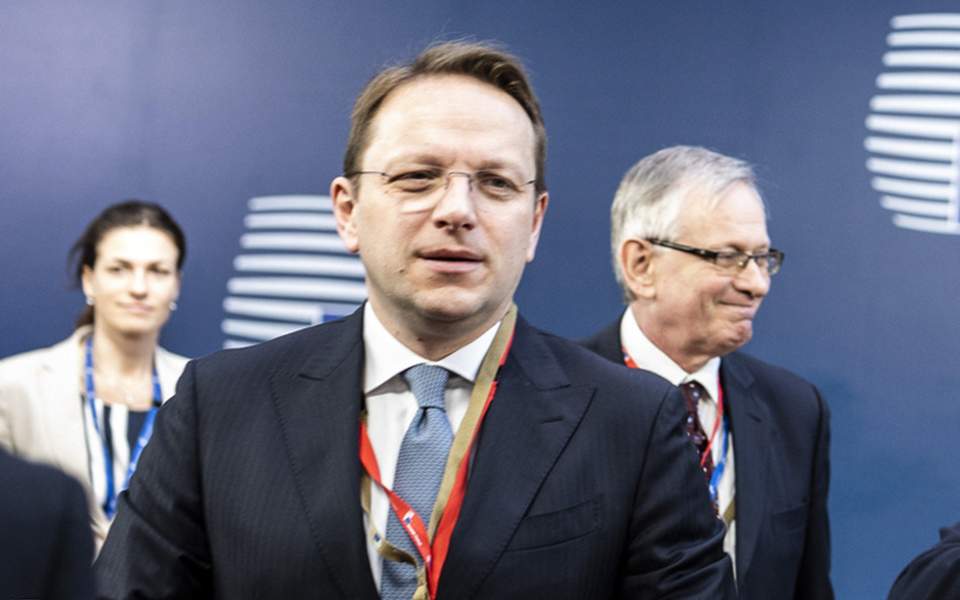 O Επίτροπος αρμόδιος για τη διεύρυνση της ΕΕ προτείνει να υποβαθμισθούν οι σχέσεις με την Άγκυρα - Media