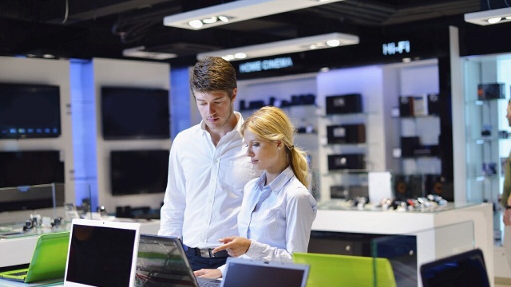 Ποια εταιρεία κρατά τα σκήπτρα σε όλες τις κατηγορίες Η/Υ στην Ελλάδα - Media