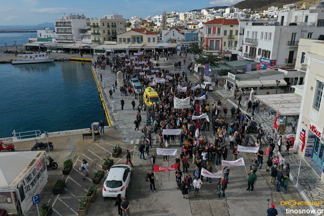 Η Τήνος μίλησε: Βροντερό «ΟΧΙ» στις ανεμογεννήτριες με μαζικό συλλαλητήριο (Photos)  - Media