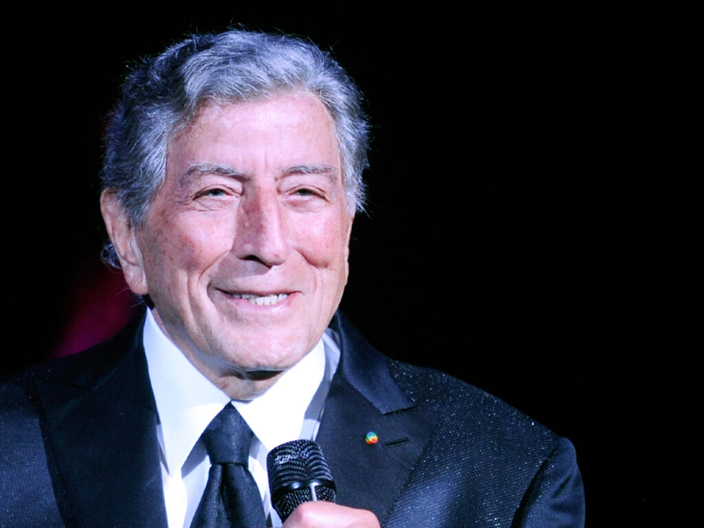 Τόνι Μπένετ: Ζωγράφισε πάνω από 800 στιγμιότυπα του Σέντραλ Παρκ - Media