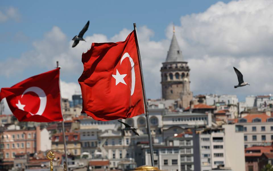 Μάστιγα οι αυτοκτονίες στην Τουρκία - Media