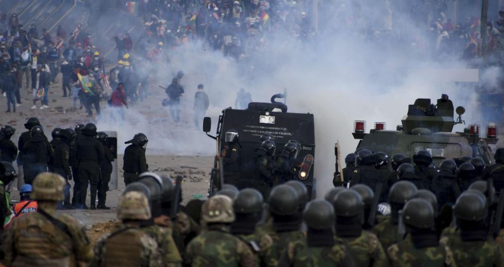 Πνίγεται στο αίμα η Βολιβία - Ακόμα 4 νεκροί στις διαδηλώσεις - Media