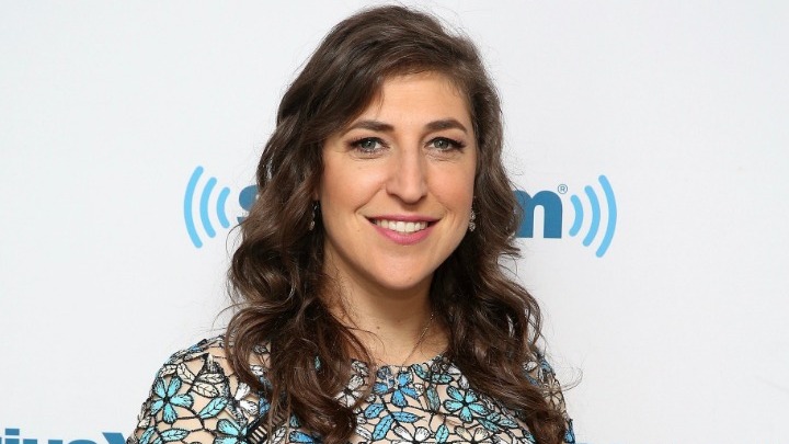 Μάιμ Μπιάλικ: Σκηνοθετικό ντεμπούτο για την ηθοποιό του «The Big Bang Theory» - Media