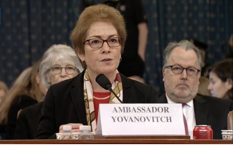 Η διπλωμάτης που «καίει» τον Τραμπ: Ένιωσα να απειλούμαι από τον πρόεδρο των ΗΠΑ - Media