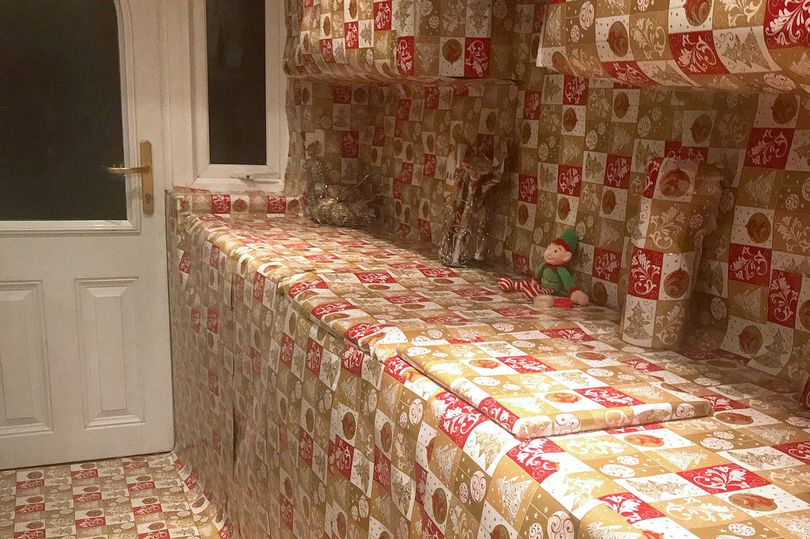 Τρελός σύζυγος: Κάλυψε με χριστουγεννιάτικο περιτύλιγμα δώρων όλη την κουζίνα του σπιτιού τους (Photos) - Media