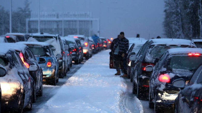 «Καρατομήθηκε» διοικητής της Τροχαίας Αυτοκινητοδρόμων για το φιάσκο στην Αθηνών-Λαμίας - Media